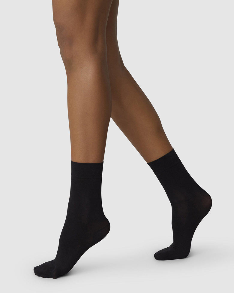 The Thea Cotton 2-Pack in Black by Swedish Stockings
