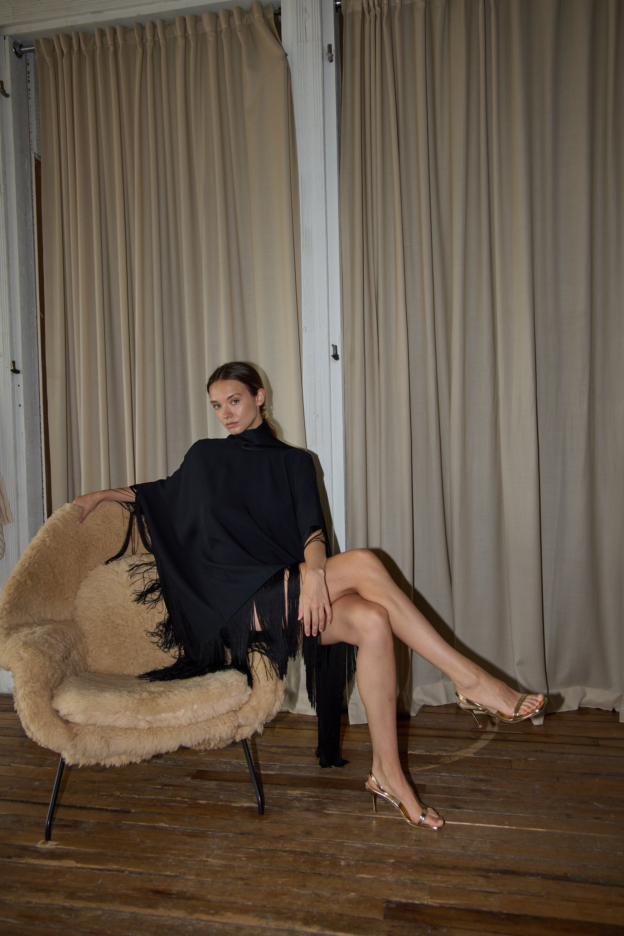 The Piccolo Mrs Ross Kaftan in Black by Taller Marmo