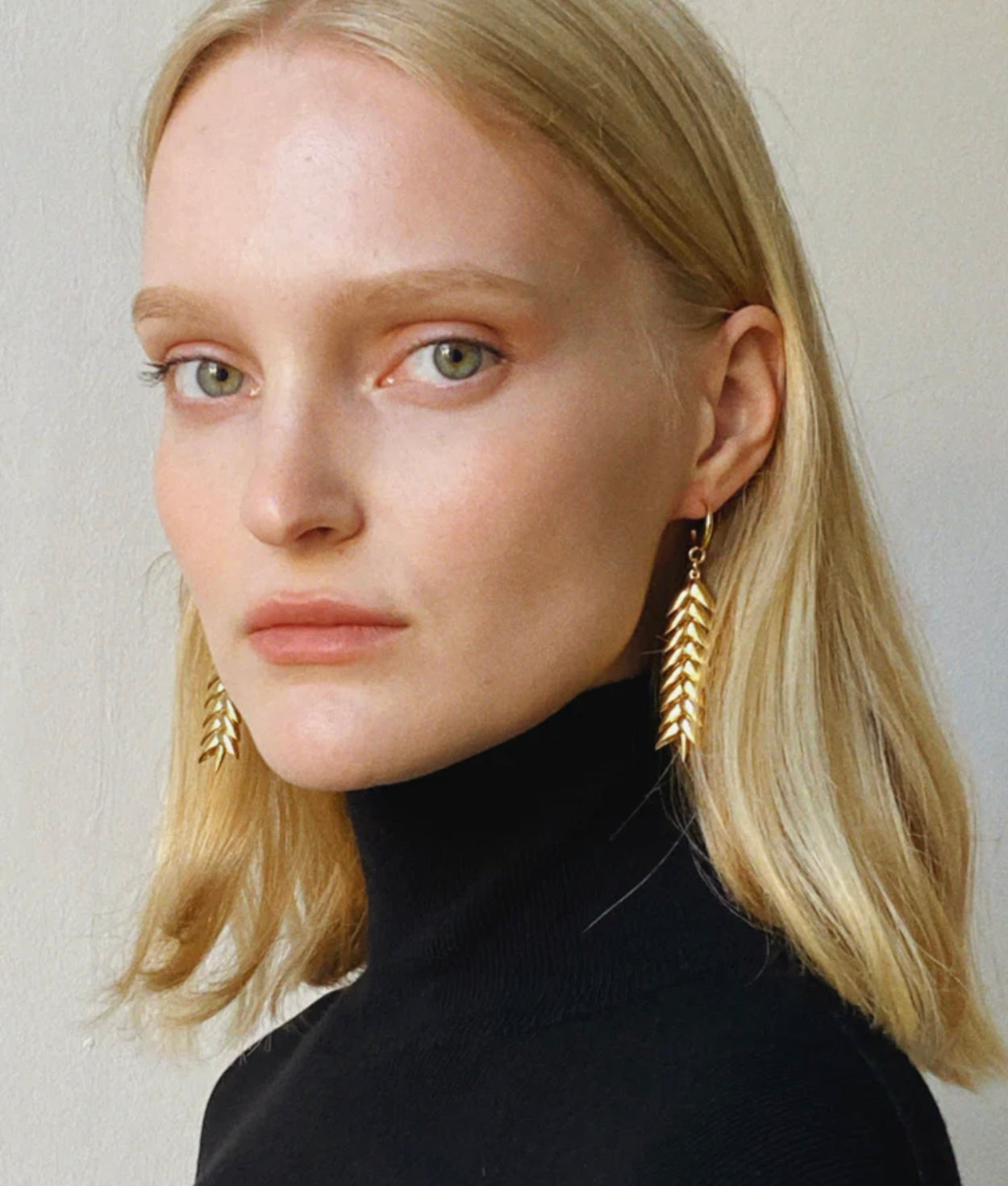 Bevza Spikelet Medium Earrings in Gold