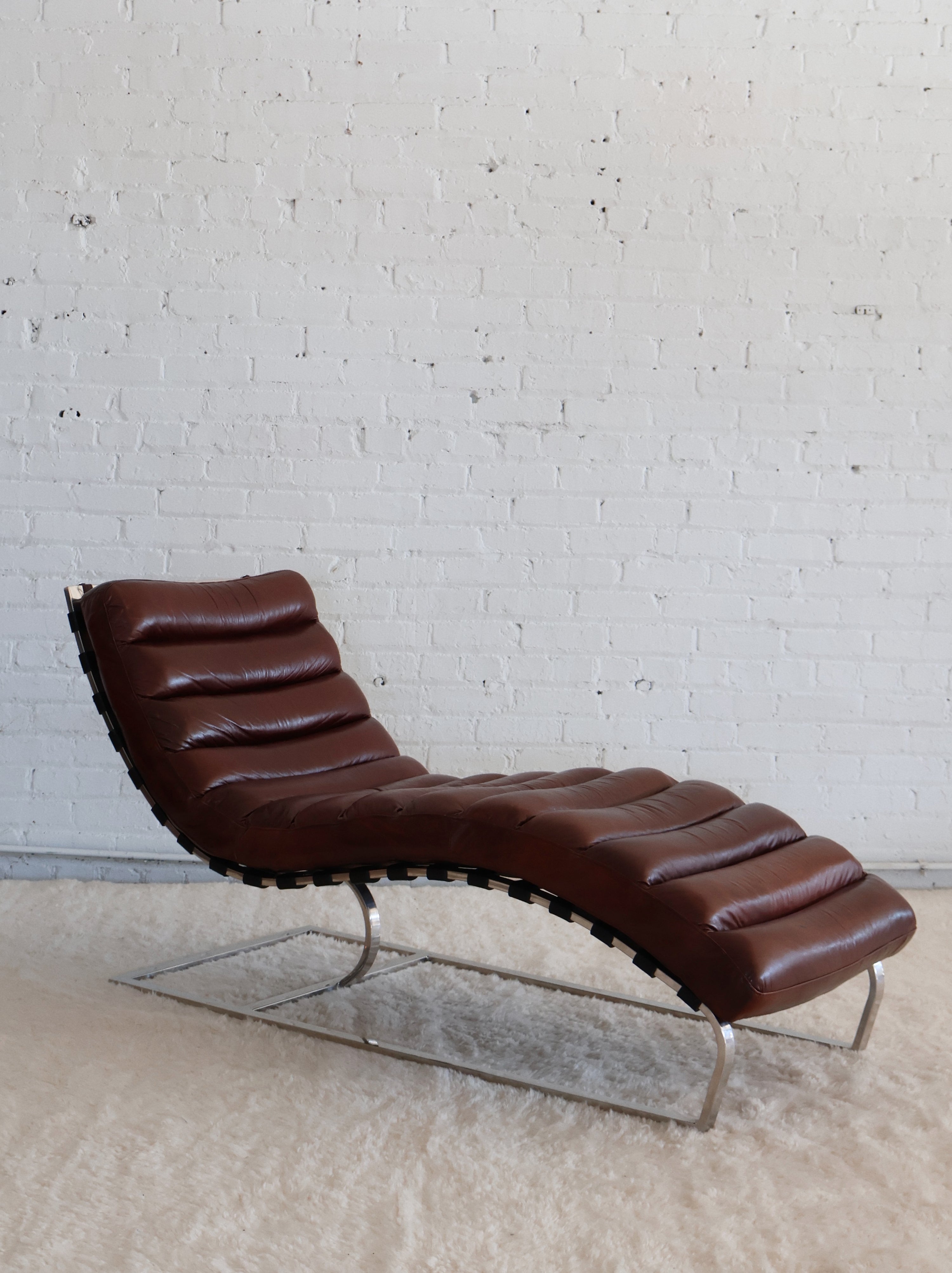Vintage Chestnut Leather & Chrome Chaise Lounge