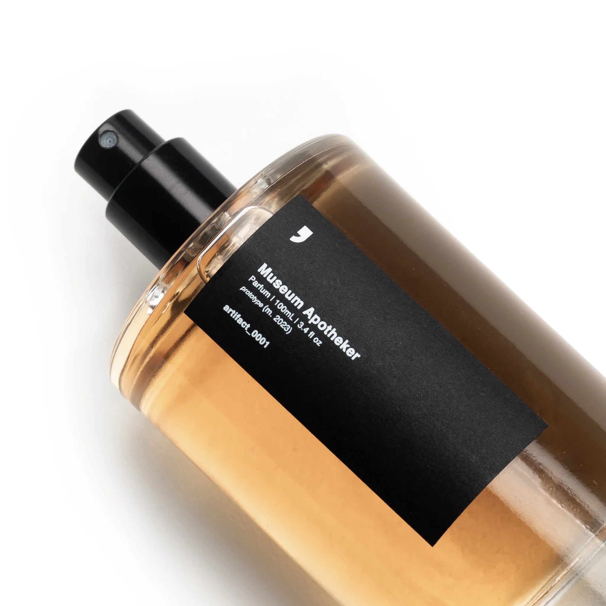 The Artifact_0001 Parfum by Museum Apotheker