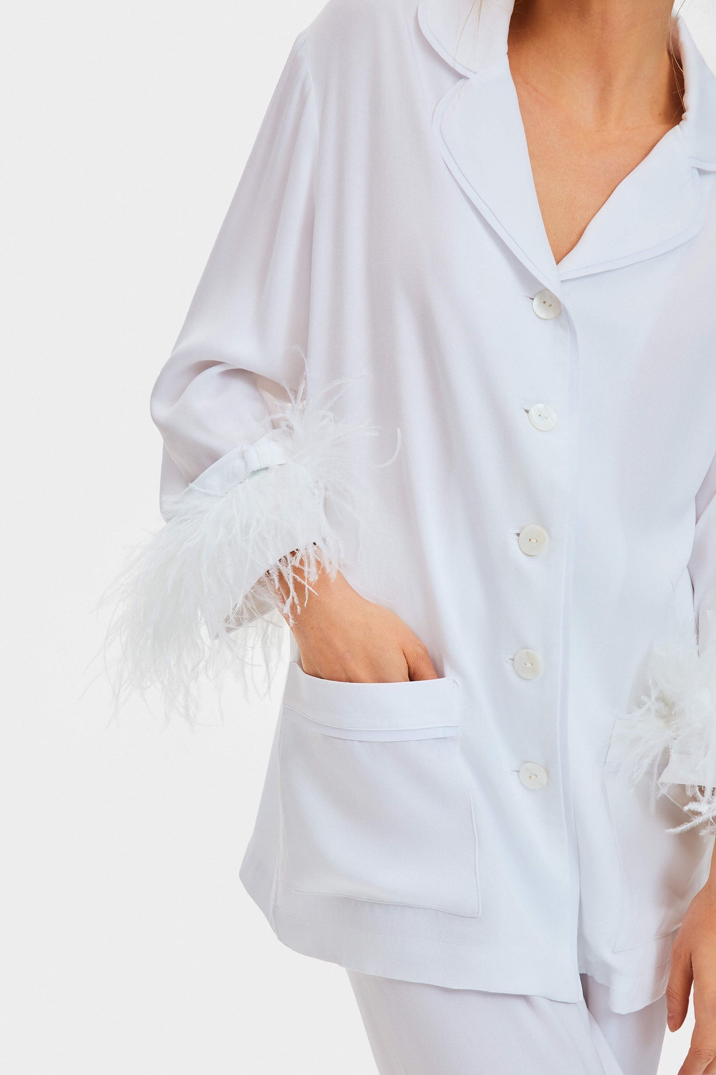 Daily Sleeper Party White Pajamas Set with Detachable Feathers