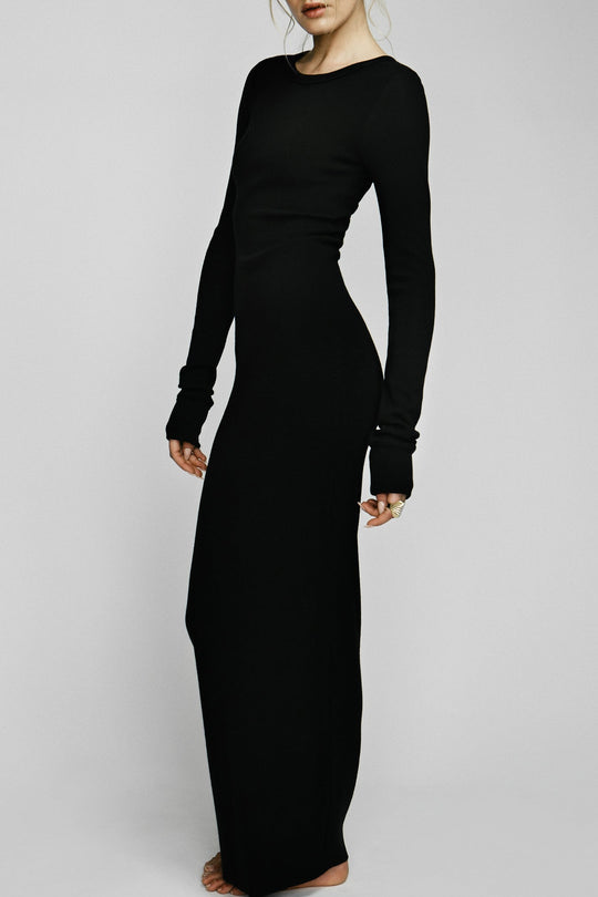 Éterne Long Sleeve Crewneck Maxi Dress in Black