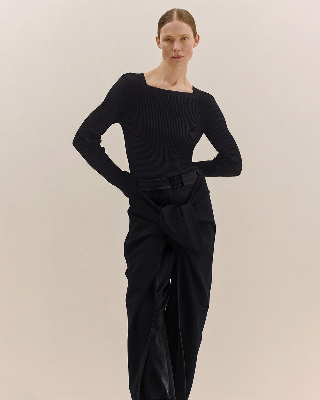 The Hustka Trousers in Black by Bevza