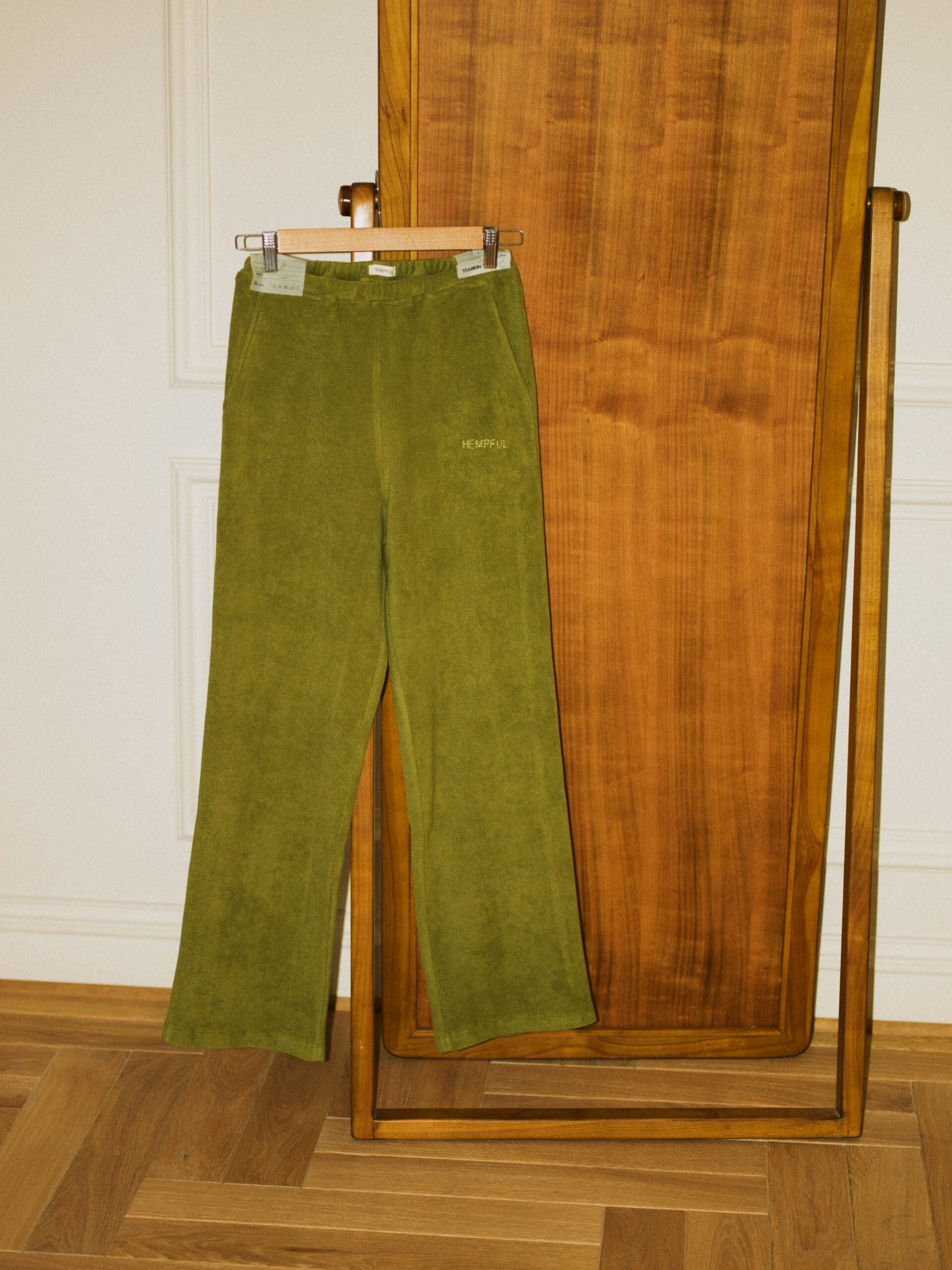 Hempful Jennifer Pants in Moss