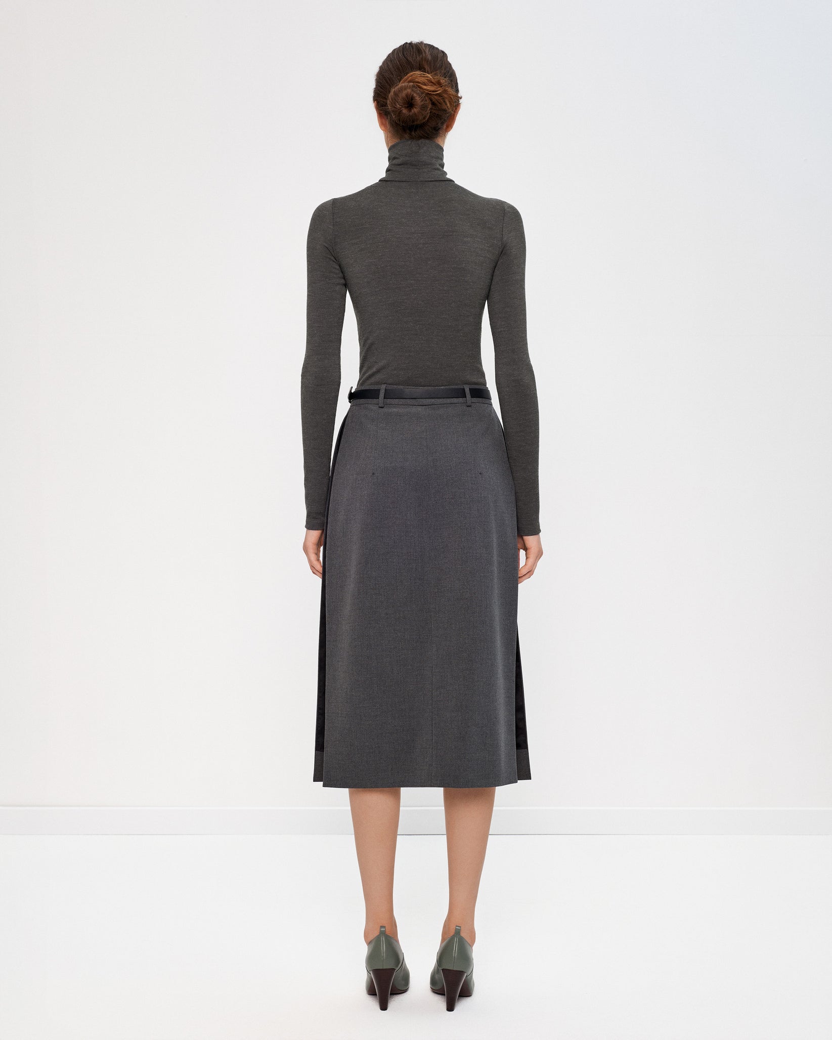 The Skirt with Splits by Bevza
