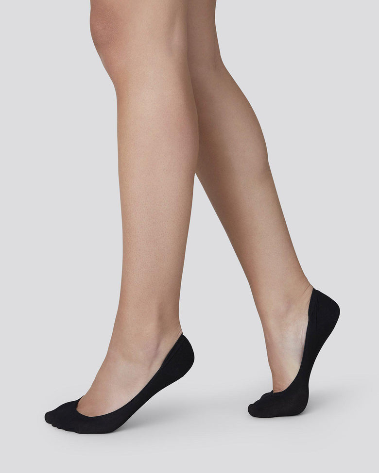 Black premium step no-show socks 2-pack by Swedish Stockings from Blackbird Collection's sustainable accessories