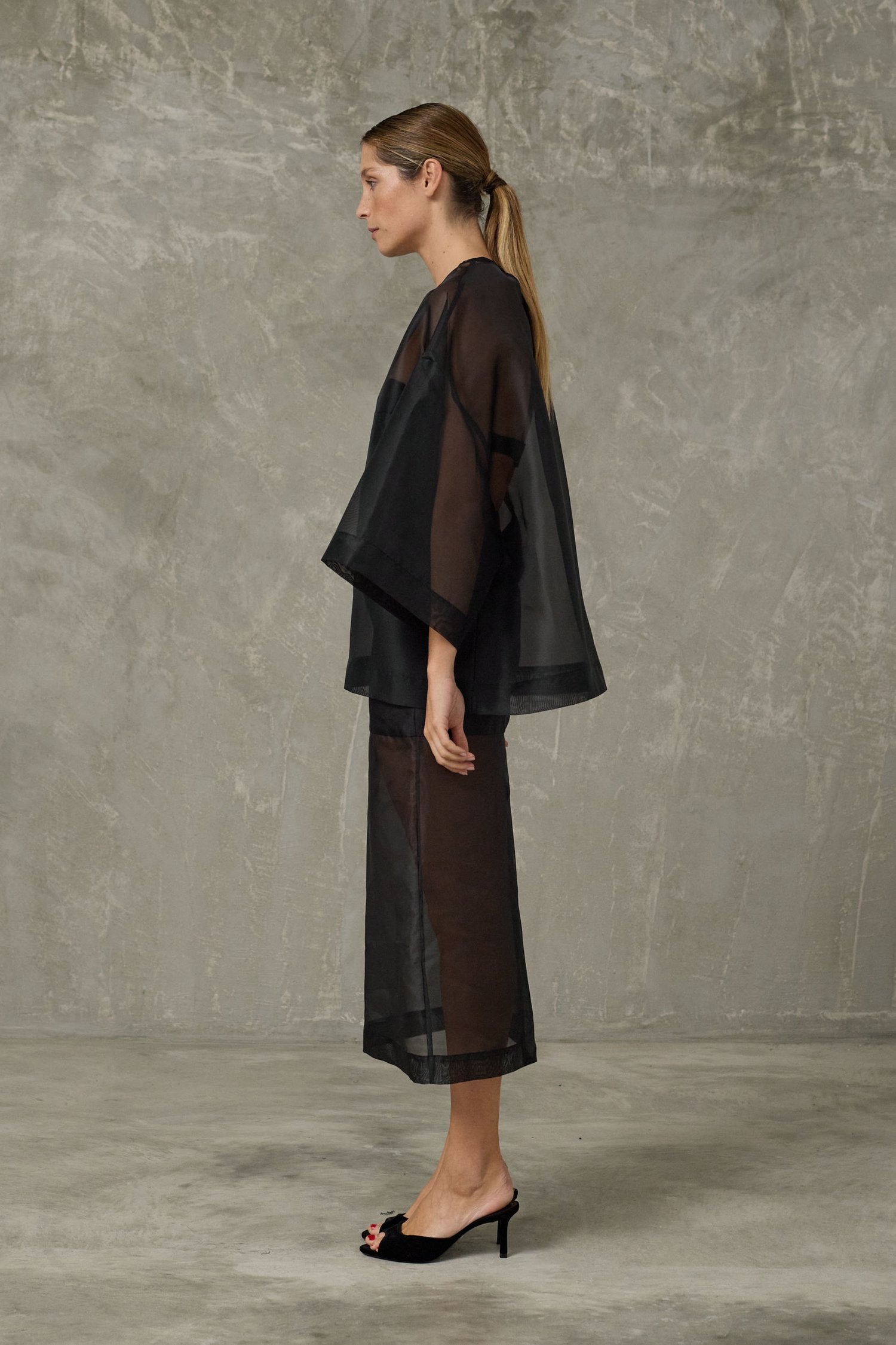 Studio Cut Organza Oversized Top in Black