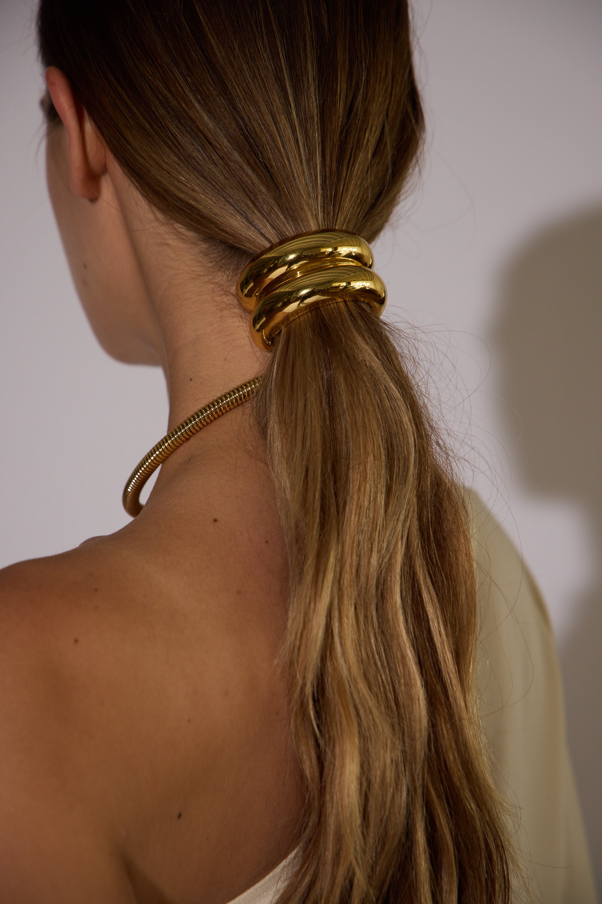 Lelet Glossy Double Arch Pony Cuff in Gold