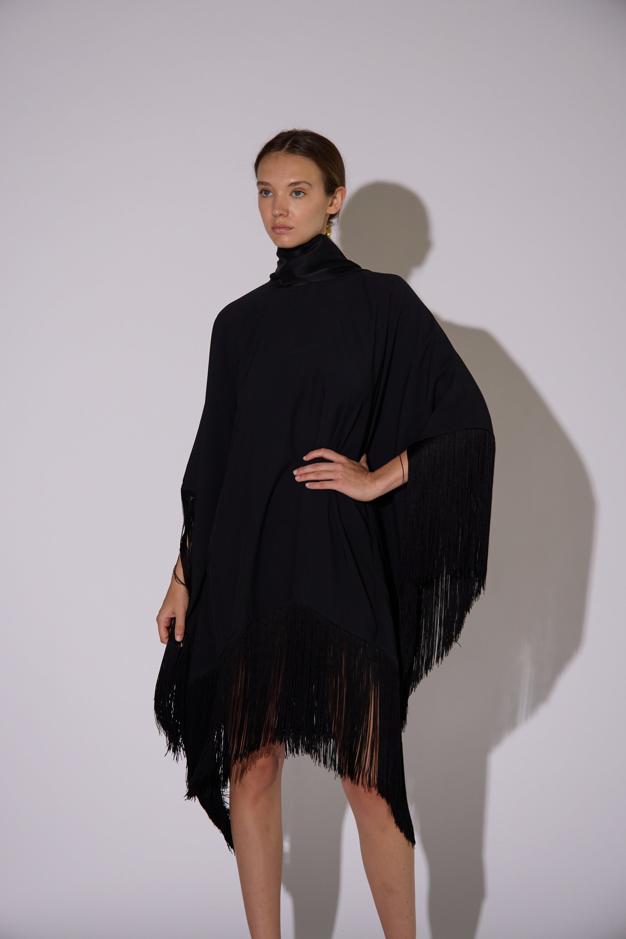 Taller Marmo Piccolo Kaftan in Black