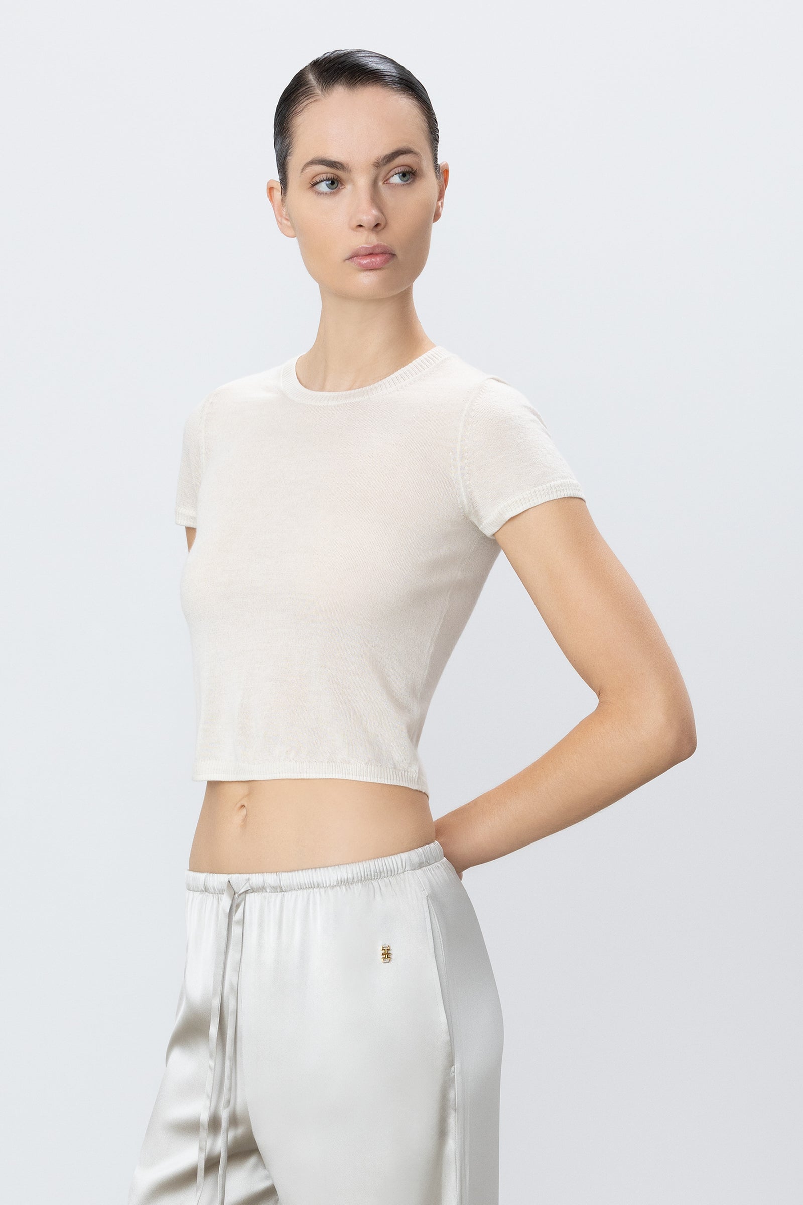 The Van Cashmere Top by Éterne