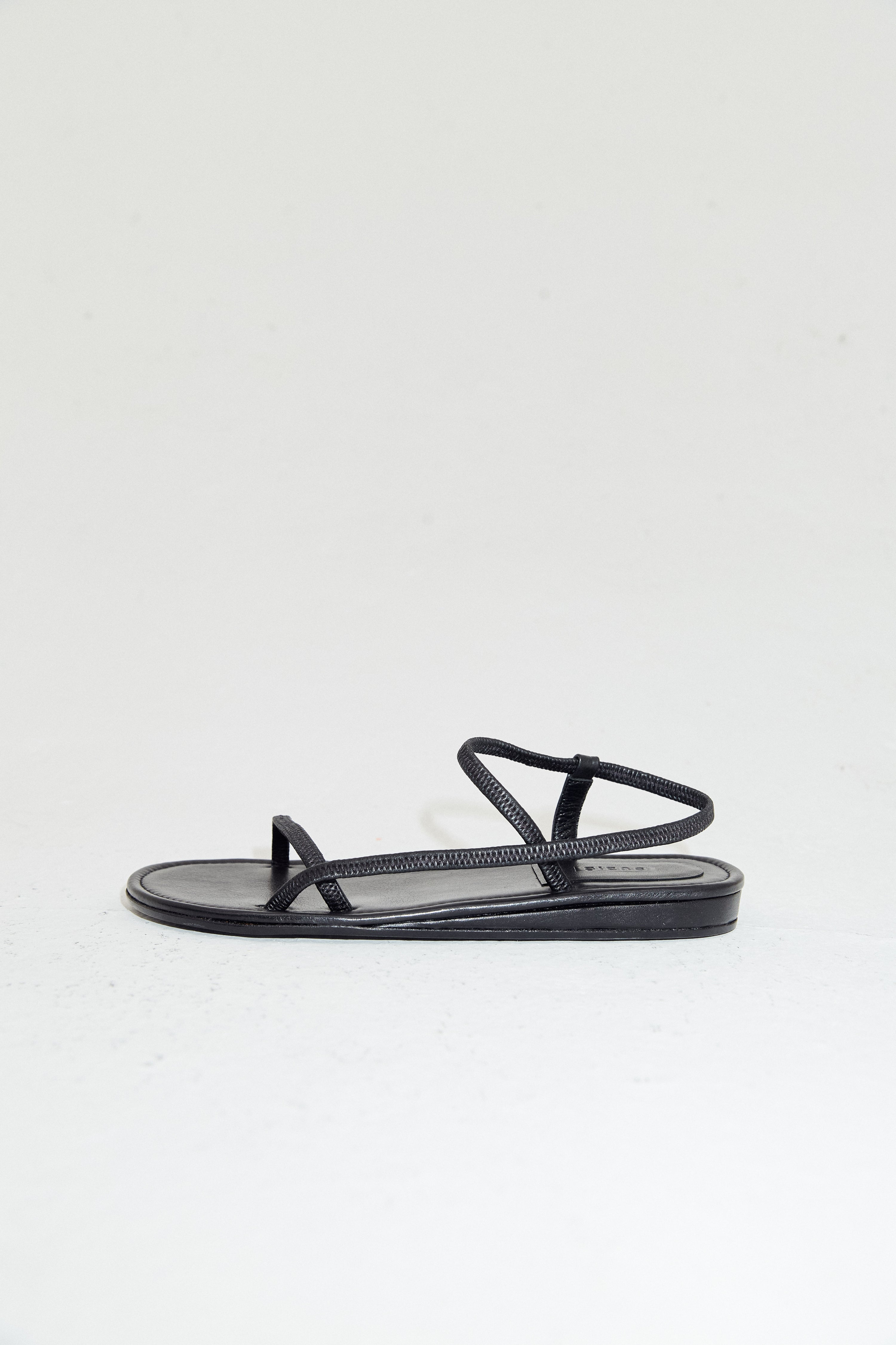 The Desnudo New Flat in Black by Dubié