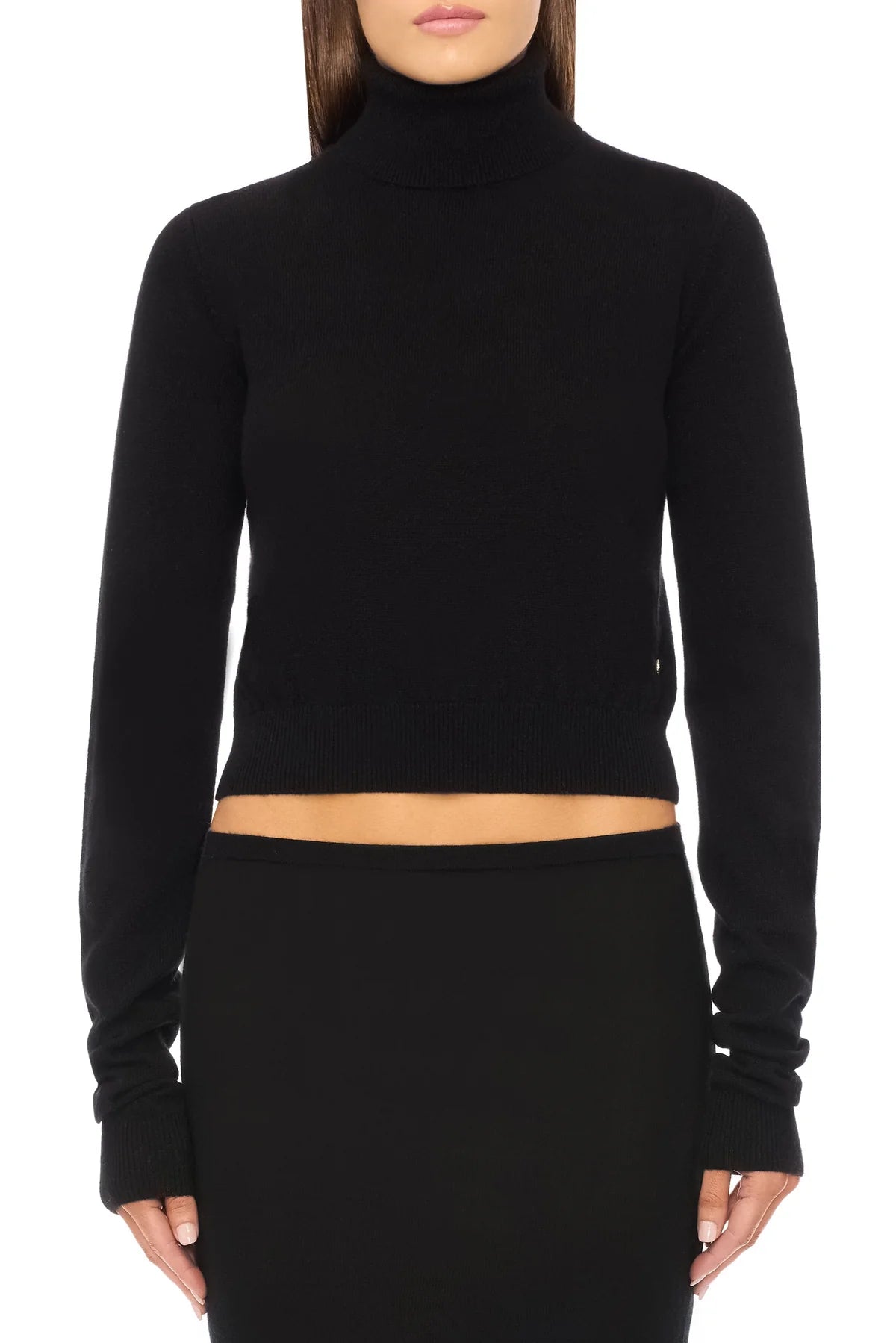 Éterne Etienne Cashmere Sweater in Black