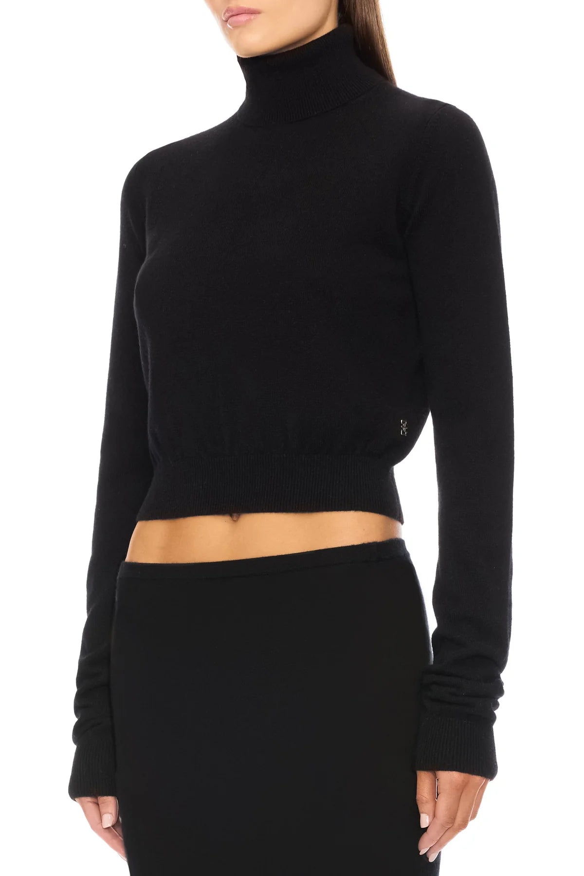 Éterne Etienne Cashmere Sweater in Black