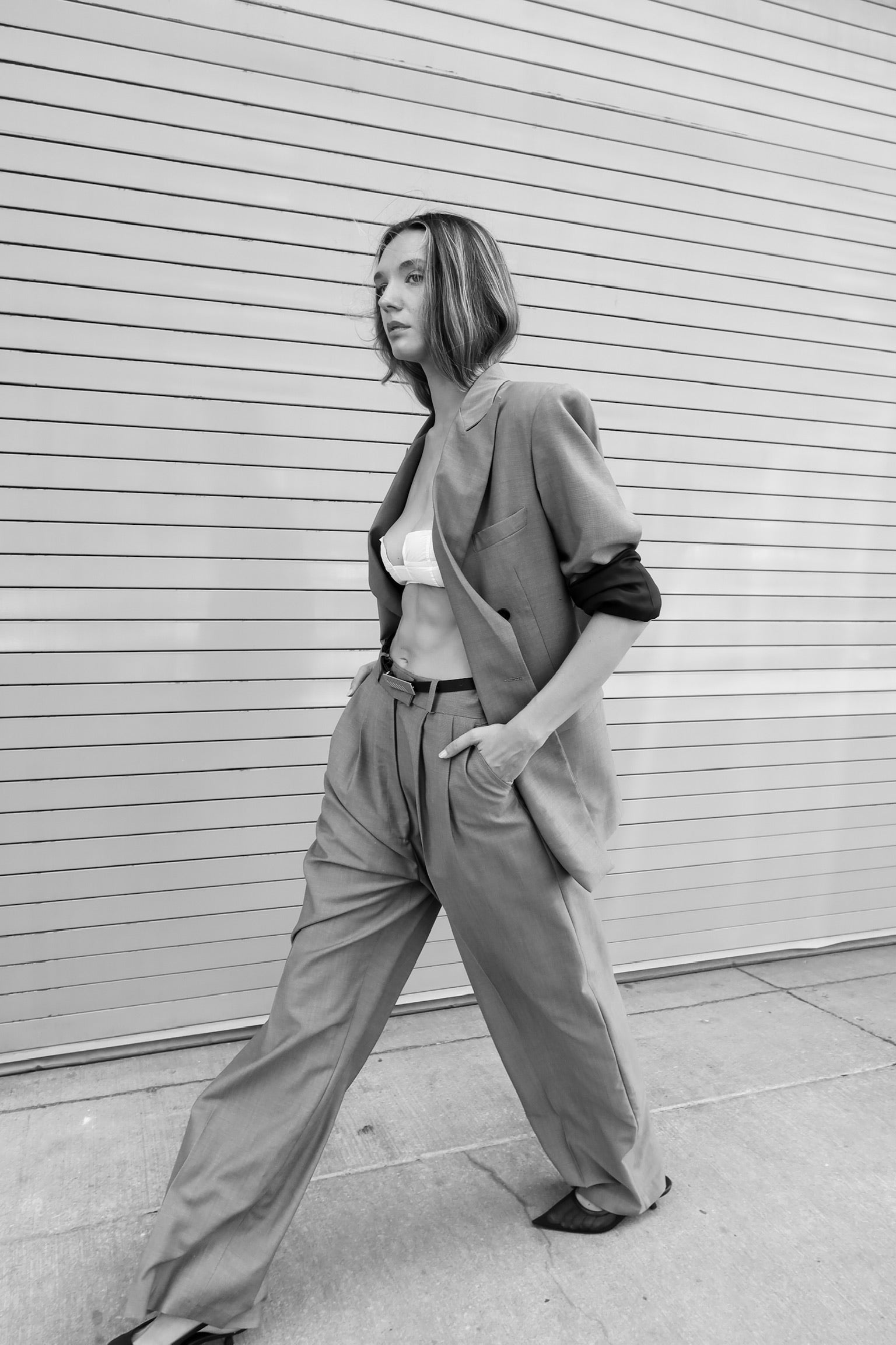 The Beige Pleated Pants by Studio Cut