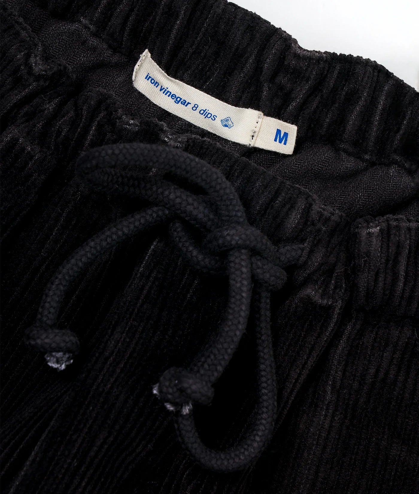 PONJA-CORDS-IRON-8-DETAIL-1_webp_18fb4a84-c6a2-4f27-8e67-74502a1d8663.jpg