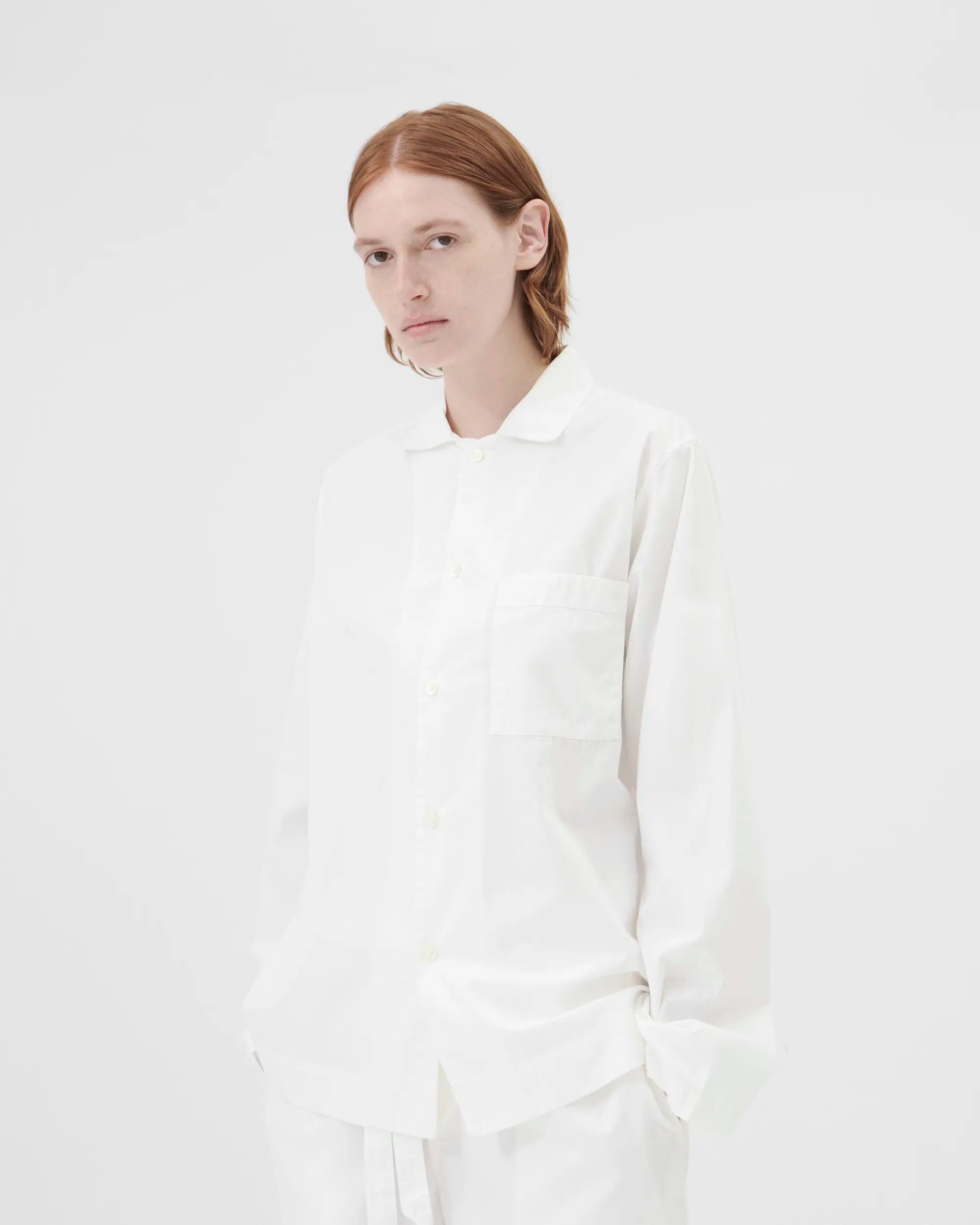 Tekla Poplin Long Sleeved Shirt in Alabaster White