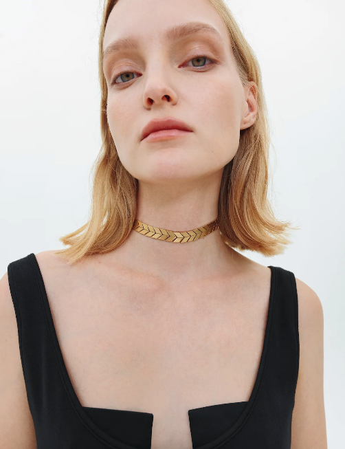 Bevza Flat Spikelet Choker in Gold