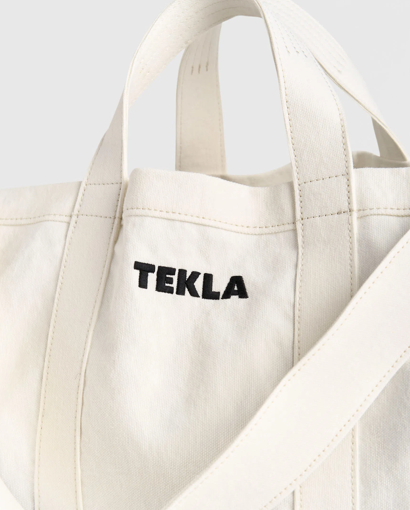 The Beach Bag by Tekla