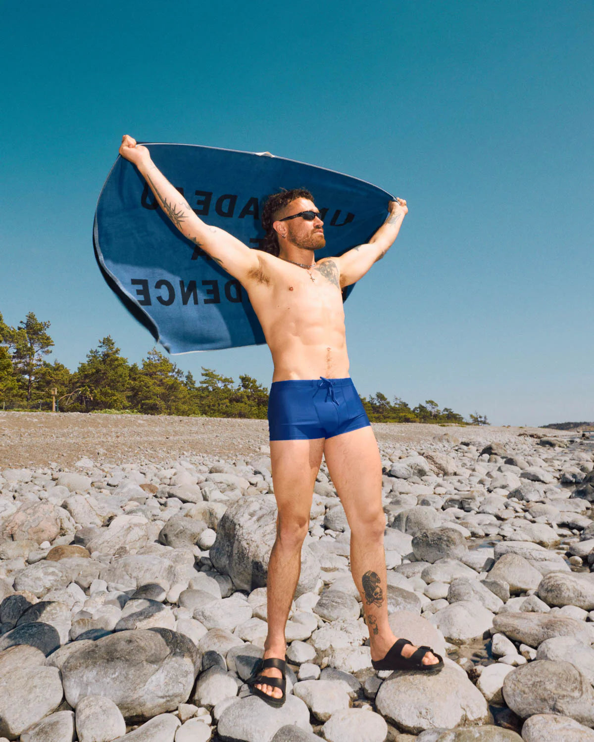 CDLP Organic Cotton Beach Towel in Navy/Blue