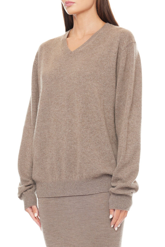 Éterne Clive V-Neck Sweater in Millet