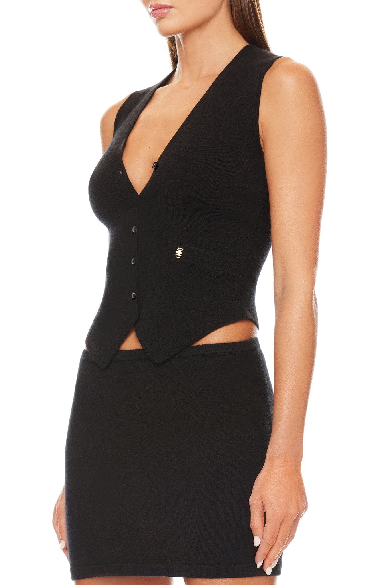 Éterne Paige Cashmere Vest in Black