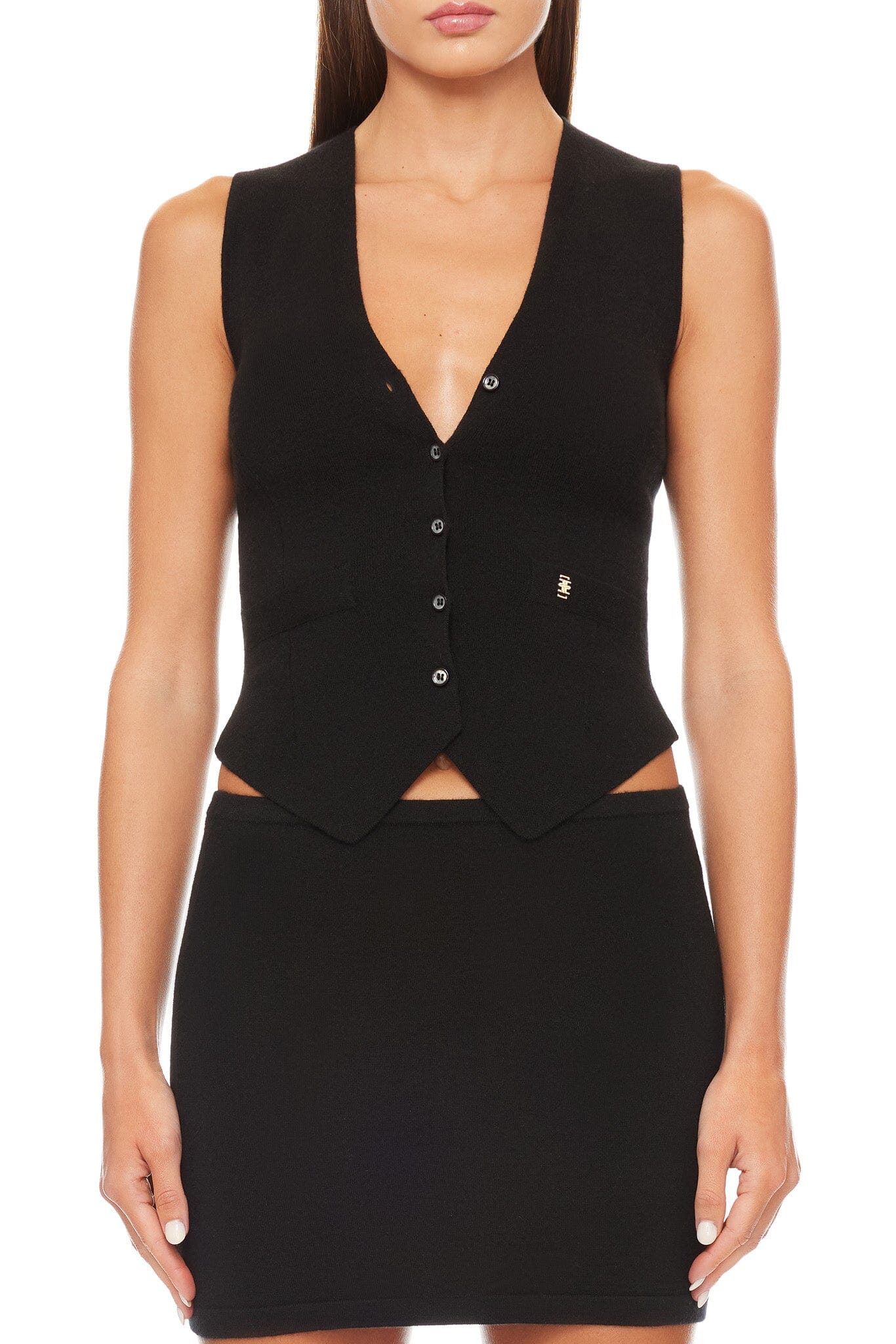 Éterne Paige Cashmere Vest in Black