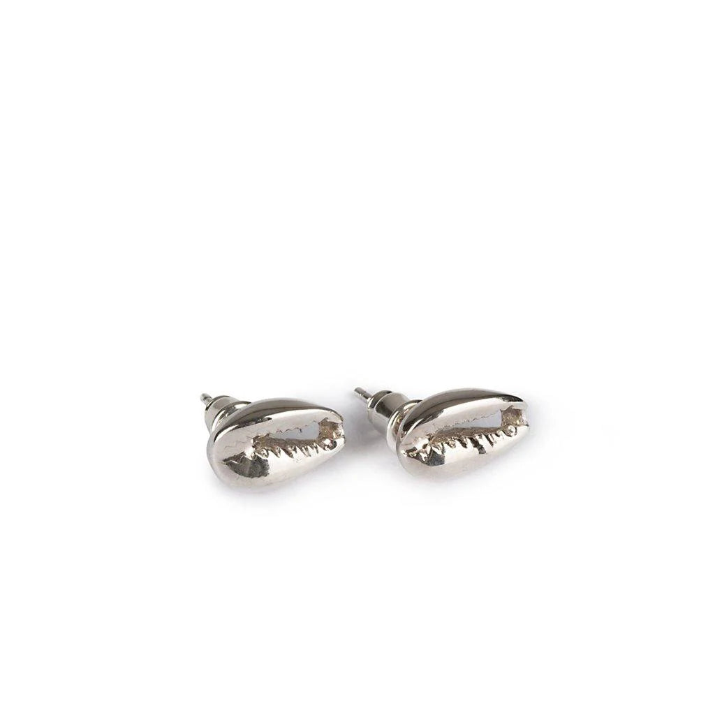 Tohum Concha Small Puka Earrings in Silver