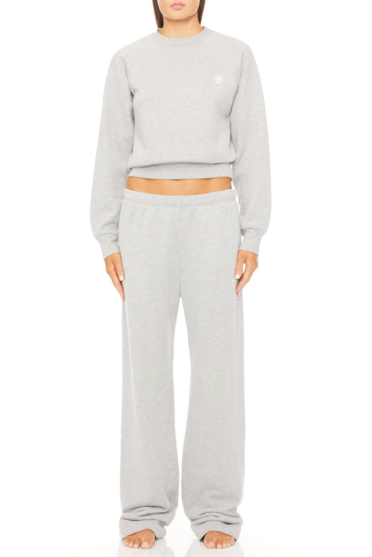 Éterne Straight Leg Sweatpant in Heather Grey