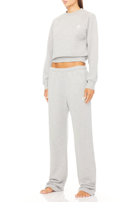 Éterne Straight Leg Sweatpant in Heather Grey