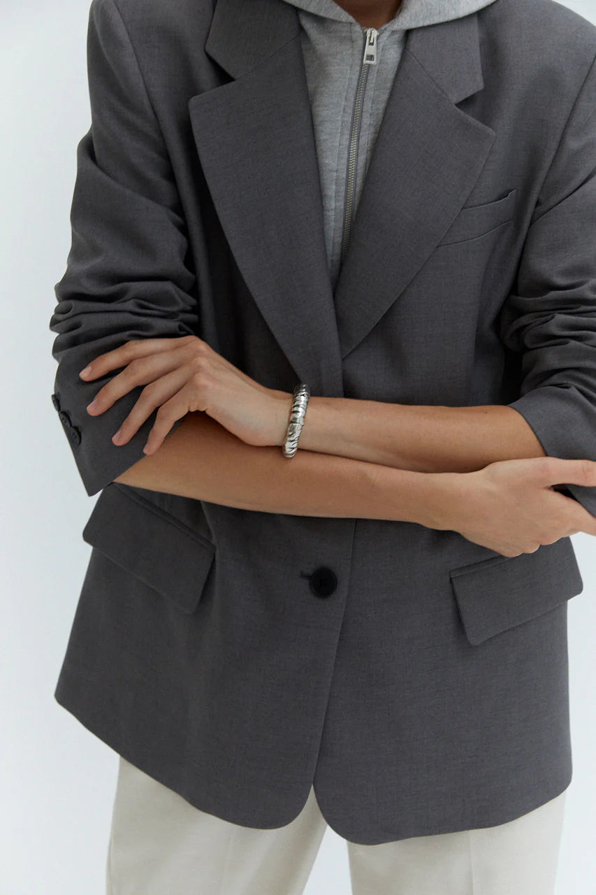 Cassandra bracelet silver cuff bracelet by Paola Sighinolfi from Blackbird Collection's sustainable accessories and jewelry