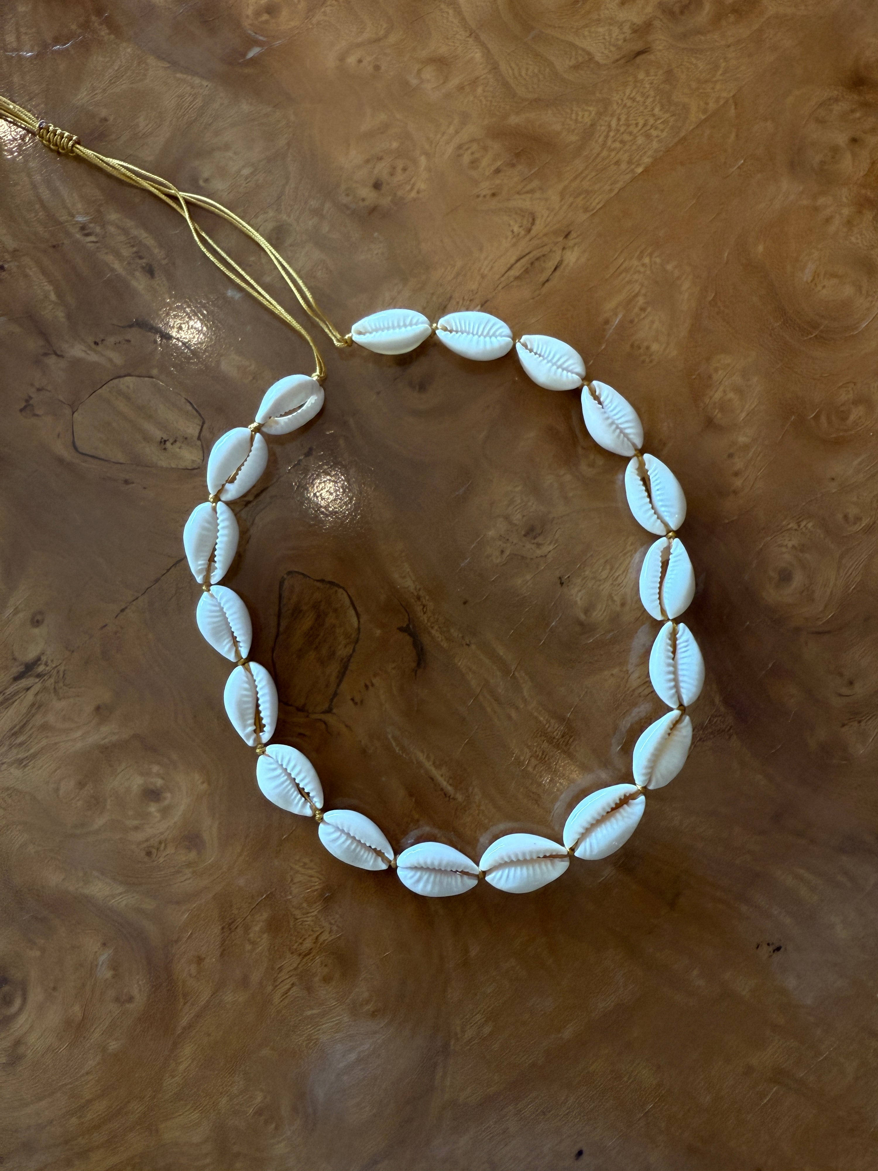 Natural concha large puka necklace by Tohum from Blackbird Collection's sustainable accessories and jewelry